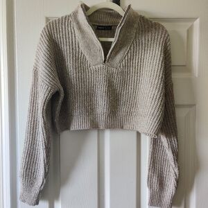 SHEIN Cropped Sweater
